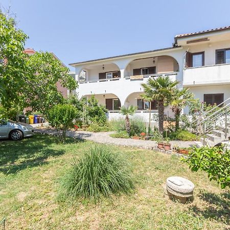 Apartment Beti With Balcony Baška Eksteriør bilde