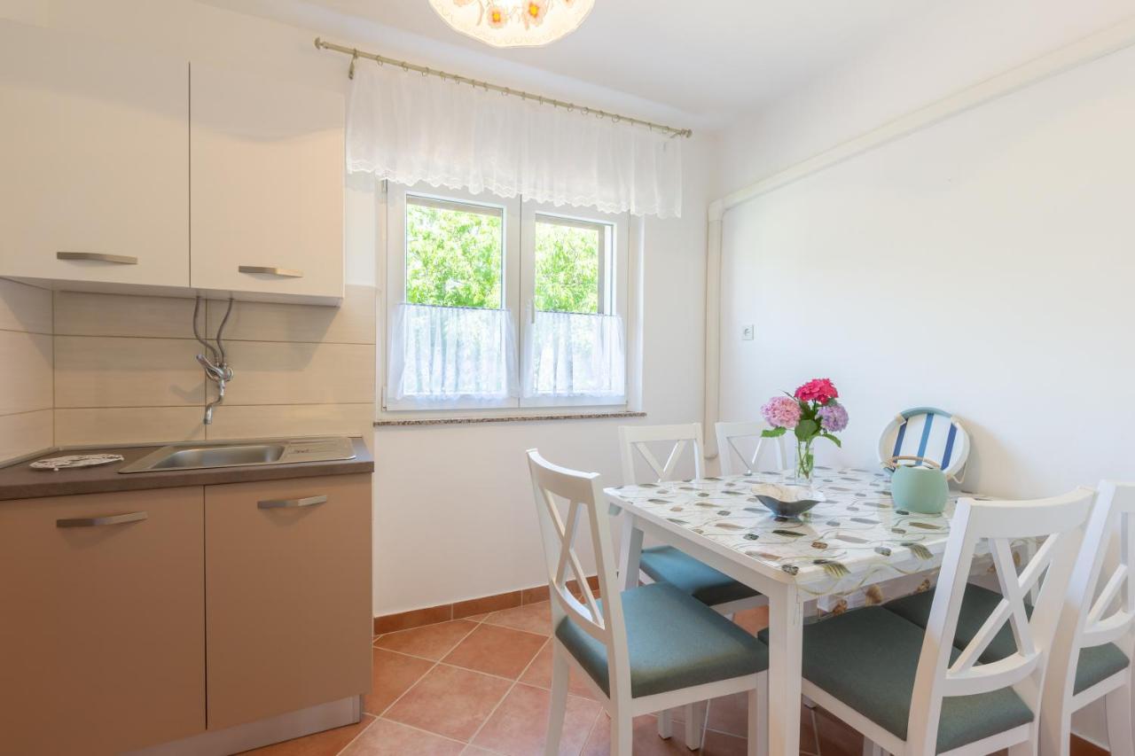 Apartment Beti With Balcony Baška Eksteriør bilde