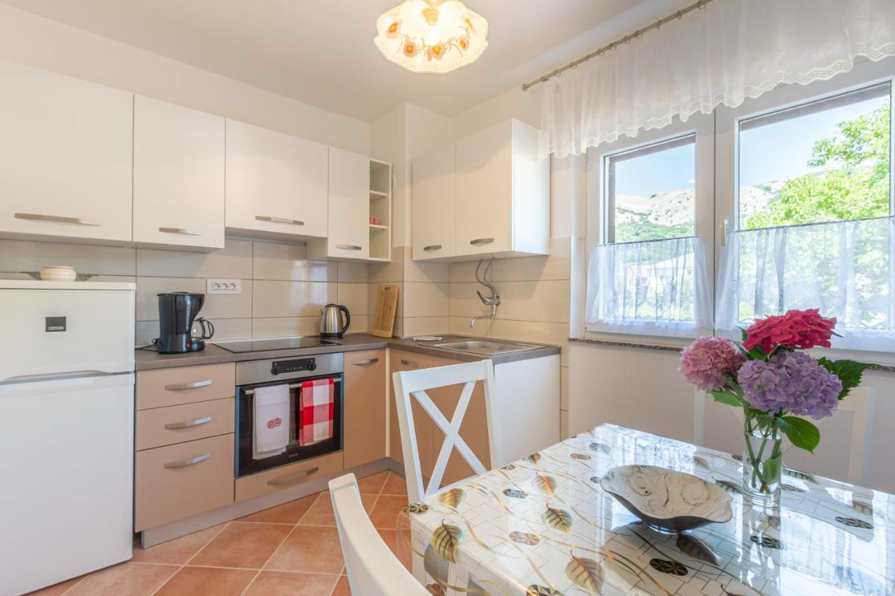 Apartment Beti With Balcony Baška Eksteriør bilde