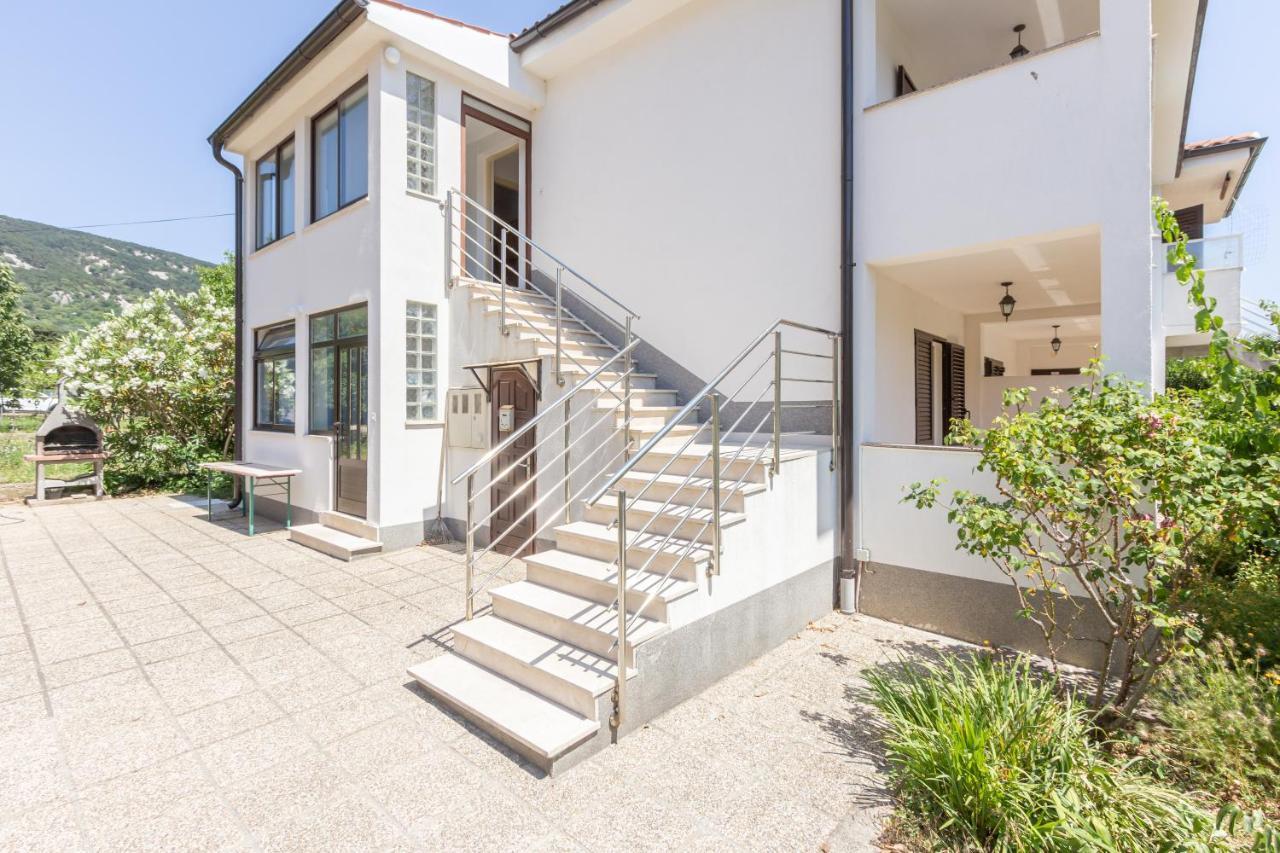 Apartment Beti With Balcony Baška Eksteriør bilde