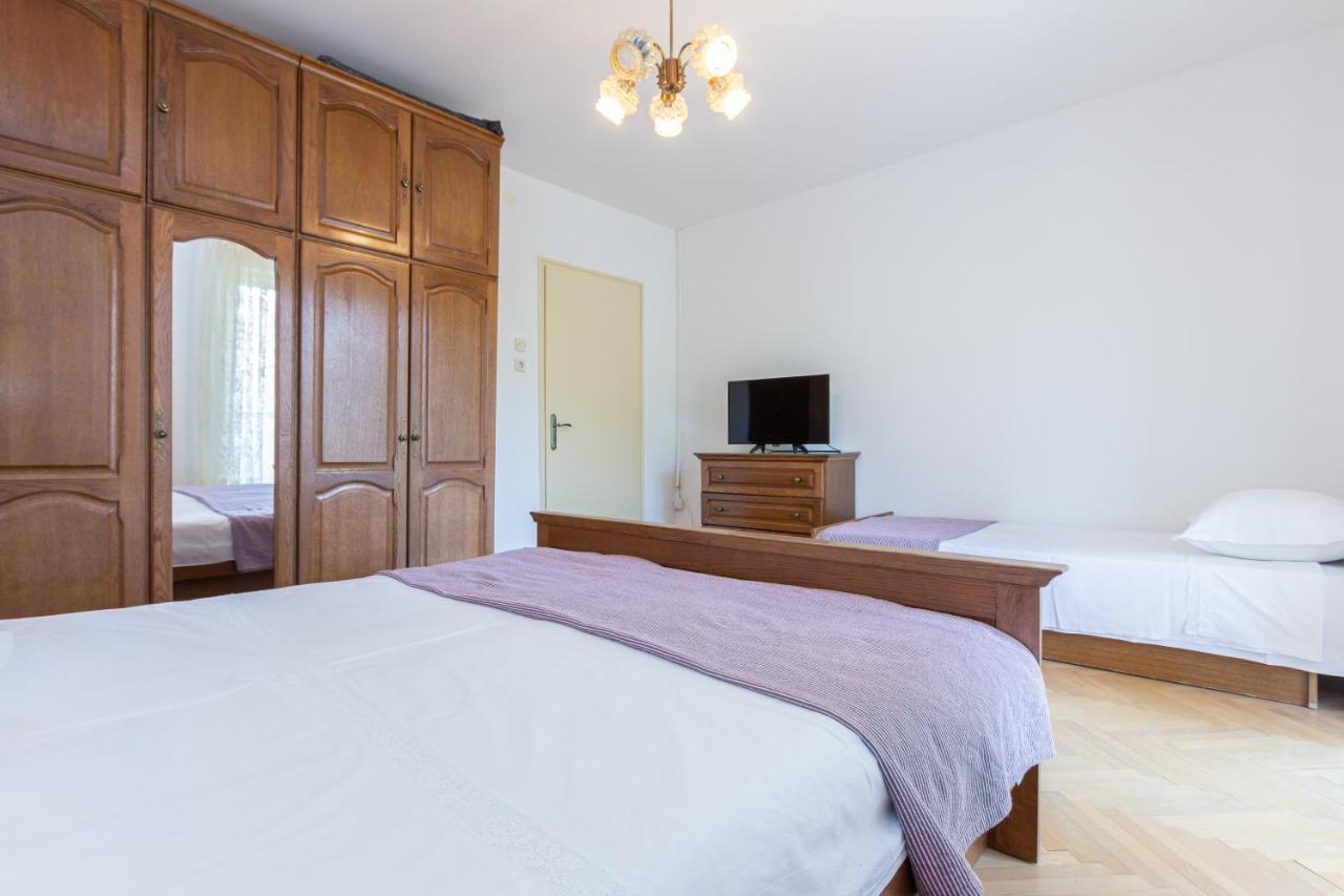 Apartment Beti With Balcony Baška Eksteriør bilde